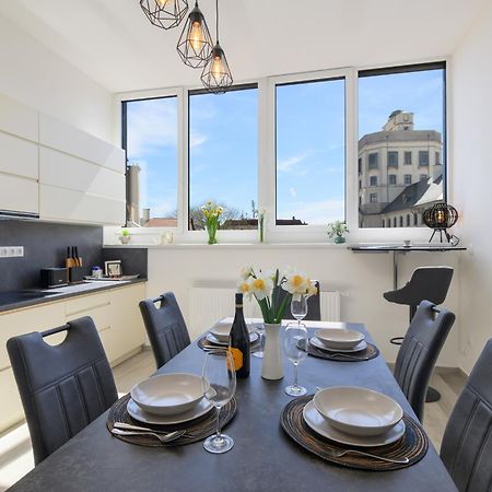 Domino Suite Еґер Екстер'єр фото